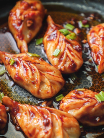 Paneer Chilli Momos(Full)