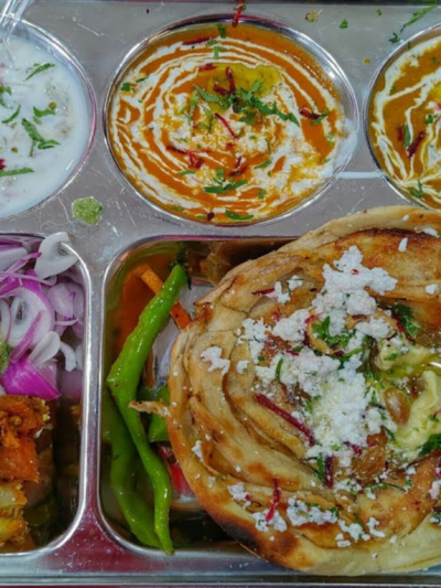 Veg Chur Chur Naan Thali